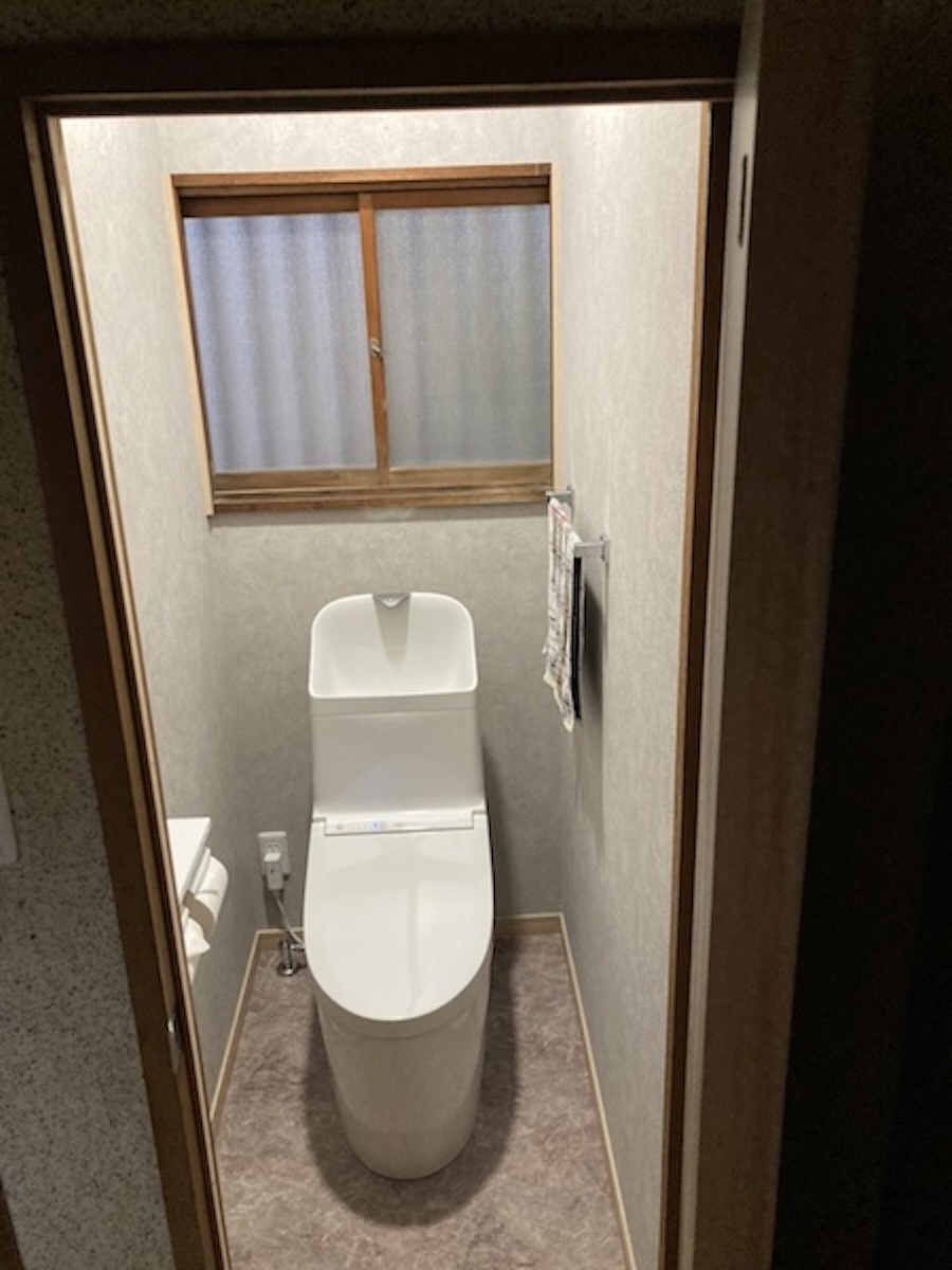 岡山県浅口市・ S様邸｜和式から洋式(GG2-800)へ快適なトイレ空間にリフォーム